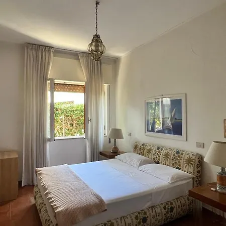 Apartment Casa Mirtina Sea House