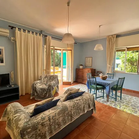 Apartment Casa Mirtina Sea House